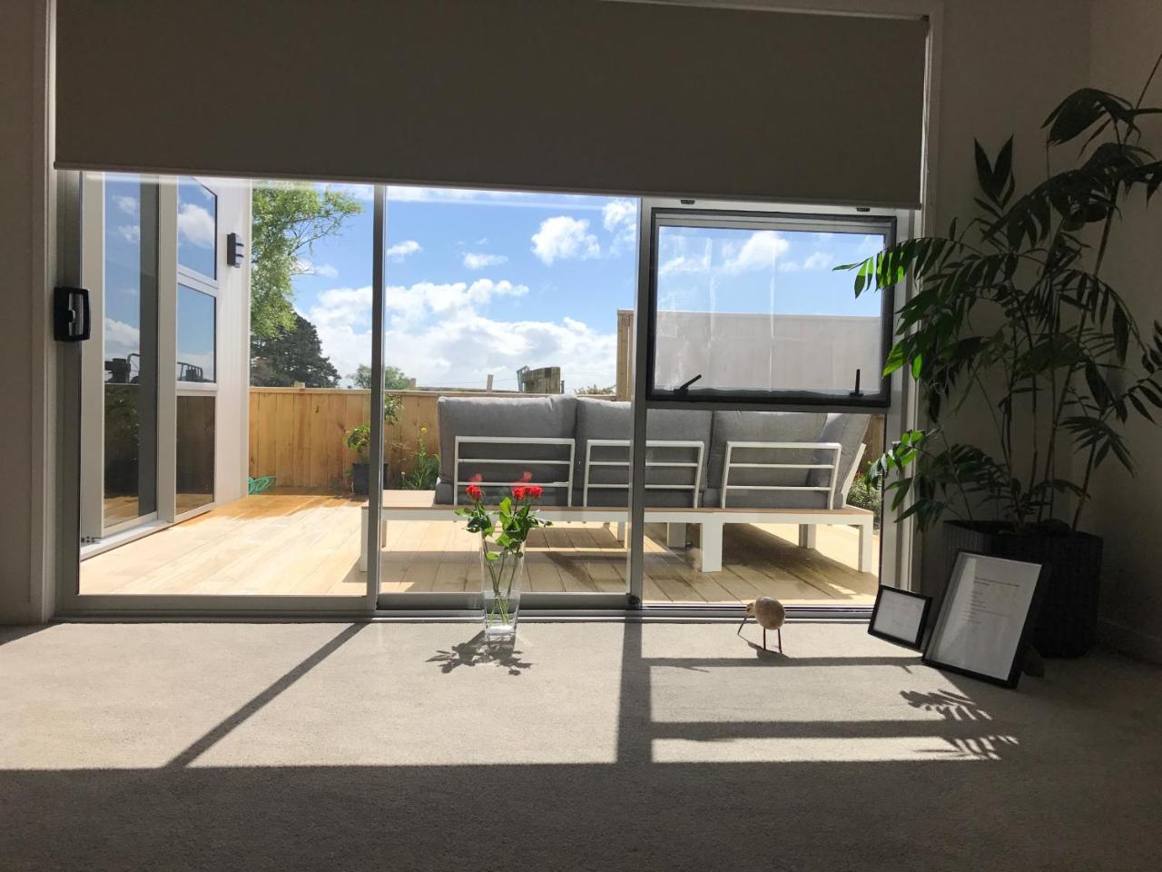 Holiday House Mount Maunganui Exterior photo